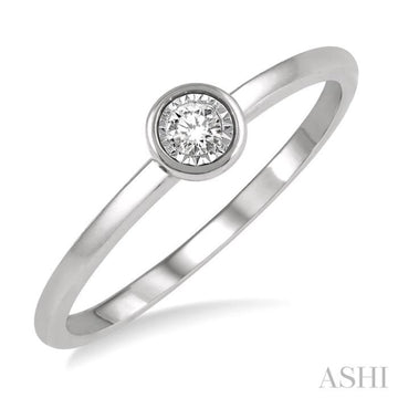 Light Weight Diamond Promise Ring